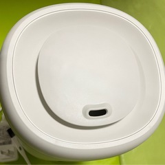 置き型加湿器 ホワイト　ニトリの画像