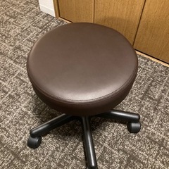 スツールの画像