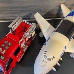 消防車、飛行機　おもちゃの画像