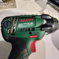 バッテリ不良:BOSCH 12Vインパクトドライバー(PDR 12V)本体、充電器、ケースの画像