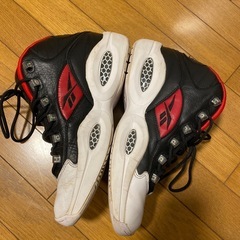 リーボックスニーカーの画像