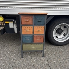 アンティーク調チェスト 8杯引き出し 木目天板 リビング収納 小物入れ