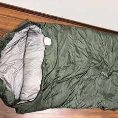 ダウンシュラフ　寝袋　キャンプ用品出品中の画像