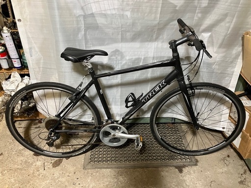 値下げしました！【TREK FX7.3 24段変速 軽量アルミクロスバイク】すぐお乗り頂けます！一部地域送料無料！防犯登録別途600円（必須）