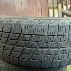 スタッドレスタイヤ195/65R15　の画像