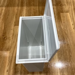 ゴミ箱　【町田市再生家具】　1025Ｂの画像