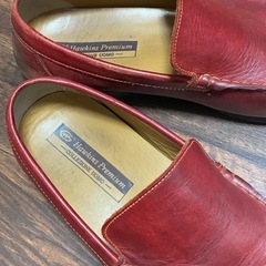 レッドレザーローファーの画像