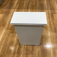 ゴミ箱　【町田市再生家具】　1025Cの画像