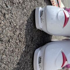 子供用スキー130センチ、ブーツ24センチの画像