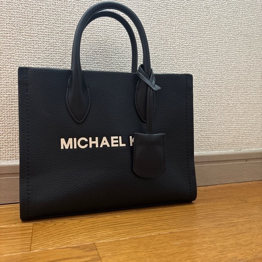 マイケルコース　ブラック　ハンドバッグ　ミレラ　チャーム付き