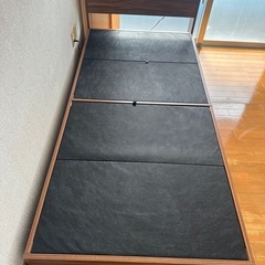 配達可【シングルベッド】【管理番号12510】金の画像