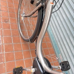 大阪市内配達無料ヤマハ電動アシスト自転車バッテリー8.9Ah シルバーの画像