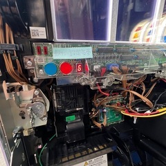 12,000円/06/リゼロ/大都技研/パチスロ機/「Re:ゼロから始める異世界生活」/6号機/エミリアパネル/メダル不要機/パチスロ実機 の画像