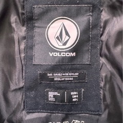 VOLCOM ボードウェア　上下セットの画像