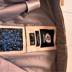 VOLCOM ボードウェア　上下セットの画像