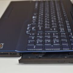 中古ノートパソコン 富士通 AH50/F1 Windows11+office AMD Ryzen 7 5700U/メモリ8GB/爆速SSD256GB/15.6インチ/WEBカメラ/無線/DVDマルチの画像