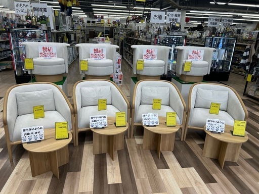 ジモティー割引?️【ジャングルジャングル 岸和田和泉インター店】 カリモクケース 1人掛けソファ N-SW01 和泉市 堺市 岸和田市
