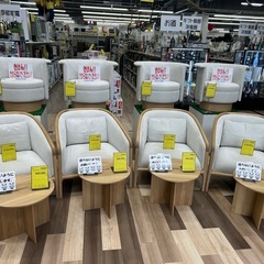 ジモティー割引🏷️【ジャングルジャングル 岸和田和泉インター店】 カリモクケース 1人掛けソファ N-SW01 和泉市 堺市 岸和田市 泉大津市 高石市 泉北郡熊取町の画像
