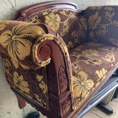 中古一人用小型のソファの画像