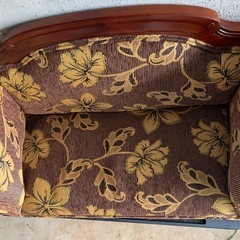 中古一人用小型のソファの画像