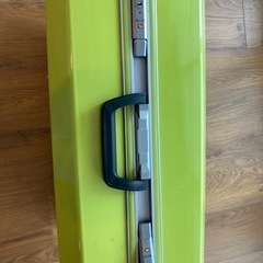 キャリーケース　タイヤゴム無しの画像