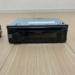 カーオーディオ（ケンウッド）　　　　　　車の物入れ付き の画像