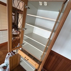 食器棚の画像