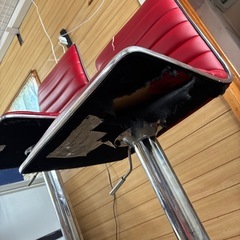 ニトリで購入したカウンターチェア二脚の画像