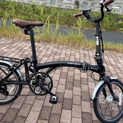 折りたたみ電動自転車の画像