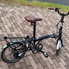 折りたたみ電動自転車の画像