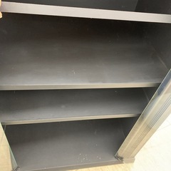 【ジモティー割引で最大15％OFF⭐️】 ガラス扉　黒　ブラック  収納家具　の画像