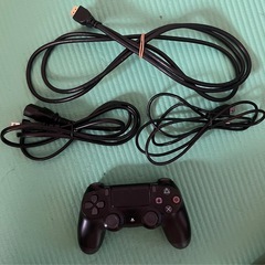 PS4Pro   CUH-7000B  　ソフト付きの画像