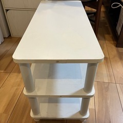 テレビボードの画像