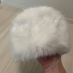 GU 白ファー帽子の画像