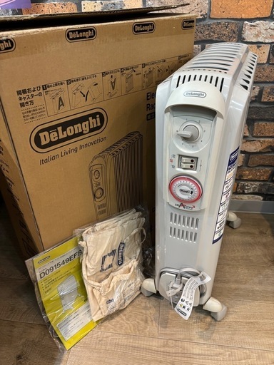 極上品 デロンギ オイルヒーター ドラゴン３ 9枚フィン 4畳～10畳 完品