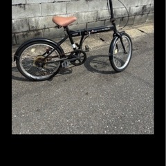 折りたたみ自転車の画像