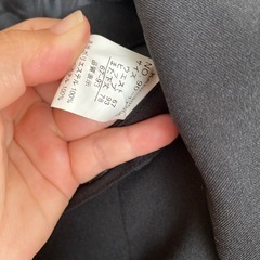 レディーススーツの画像