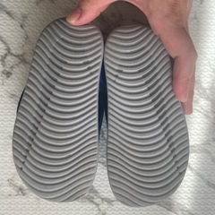 ナイキ サンレイ アジャスト 5 14cm の画像