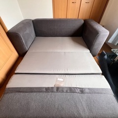 ソファーベッド（3人掛け）3000円の画像