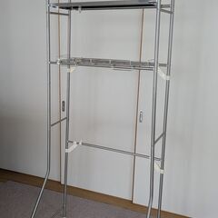 伸縮式ランドリーラック（洗濯機の上の収納棚）の画像