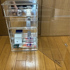 アクリル製コレクションケースの画像