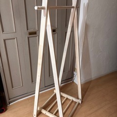 木製ラックの画像