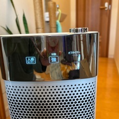 お値下げ！即暖！セラミックヒーター　軽量　スリム　人間・室温センサーの画像