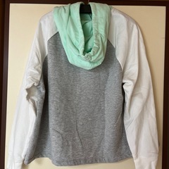 【美品】裏起毛　GAP パーカーの画像