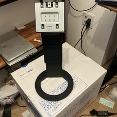 パソコンの台　無料の画像