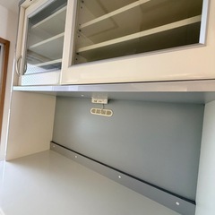 吉田家具キッチン収納　食器棚の画像