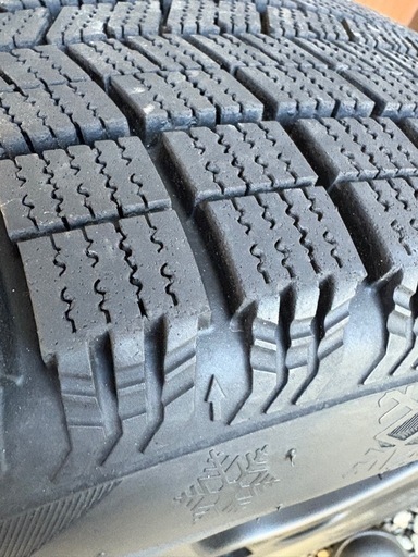 冬タイヤホイール付205/60/16