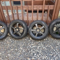 冬タイヤホイール付205/60/16
の画像