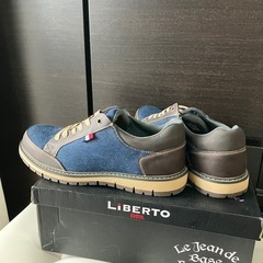 メンズスニーカーEDWIN 26.5 新品　ネイビーの画像