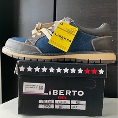メンズスニーカーEDWIN 26.5 新品　ネイビーの画像